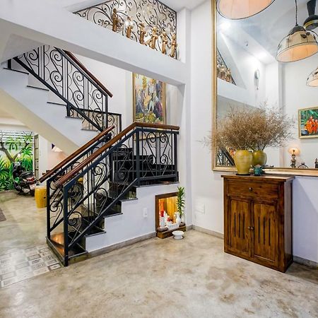 ホーチミン市 Mira Moon - Calmette Bed & Breakfast エクステリア 写真