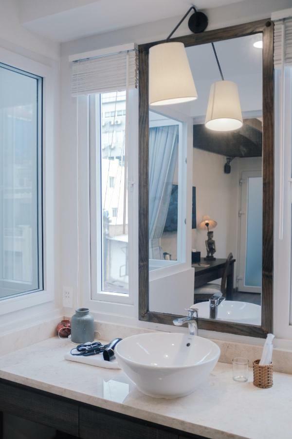ホーチミン市 Mira Moon - Calmette Bed & Breakfast エクステリア 写真