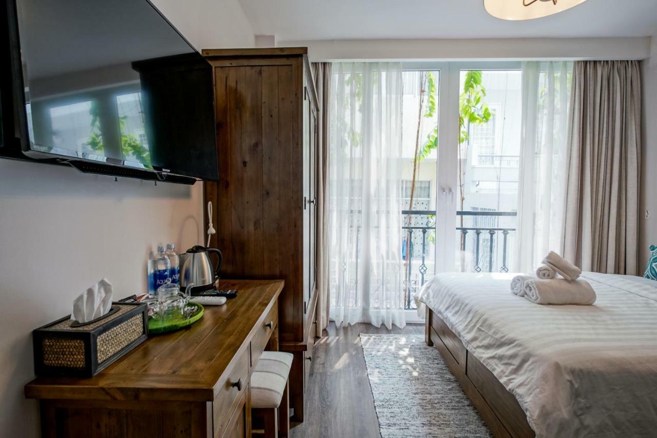 ホーチミン市 Mira Moon - Calmette Bed & Breakfast エクステリア 写真