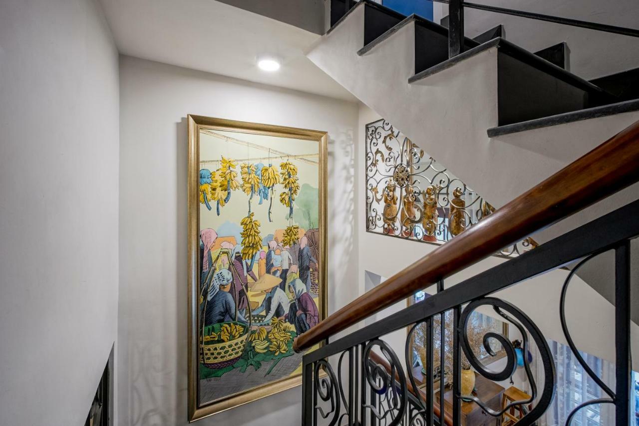 ホーチミン市 Mira Moon - Calmette Bed & Breakfast エクステリア 写真
